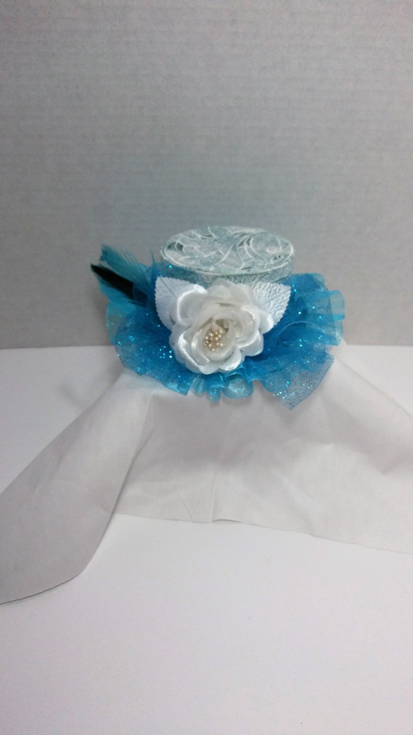 Mini Lace Top Hat