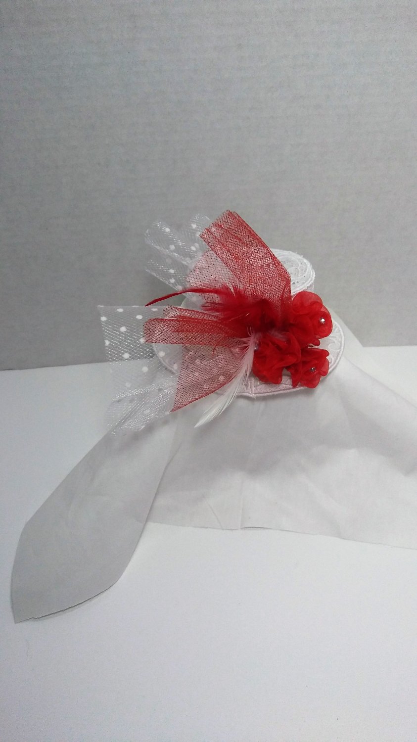 Mini Lace Top Hat