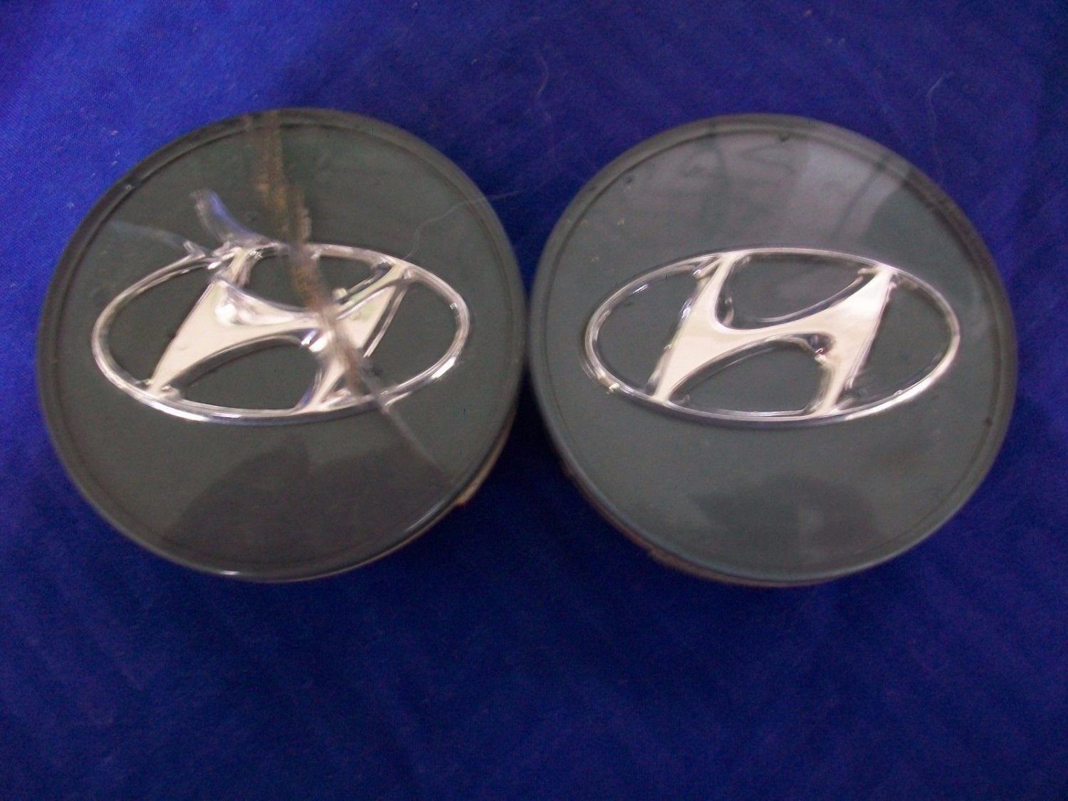 5296038300 9906 Hyundai Sonata Tiburon Elantra Wheel Center Caps Pair