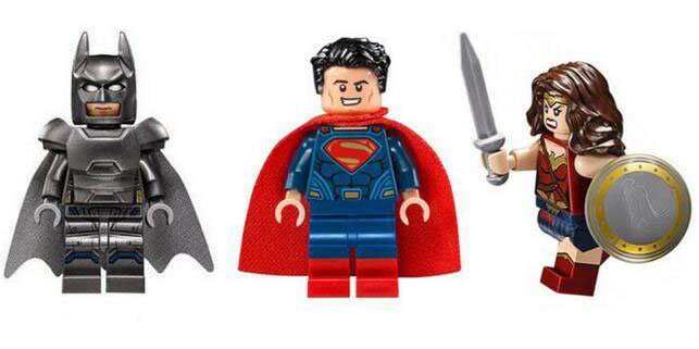 Batman Vs Superman and Wonderwoman Minifigures Compatible Lego DC Super Hero