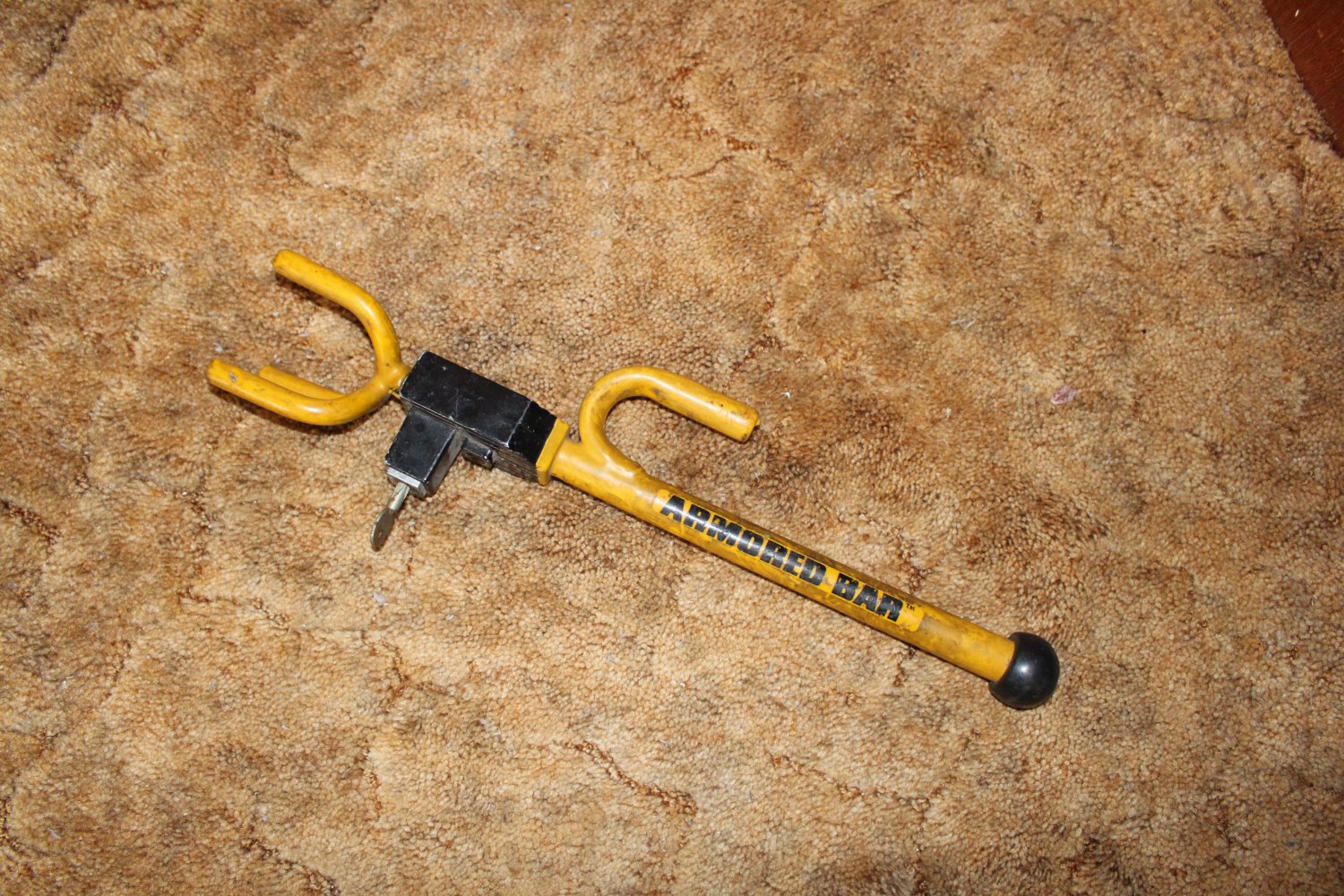 Armored Bar Steering Wheel Lock