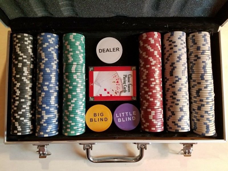 Poker Chip Set 300pc Chips Casino Aluminum Case Cards + additional 200pc set