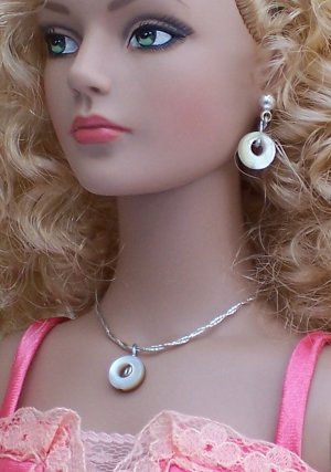 Shell donuts - Fashion Doll Jewelry