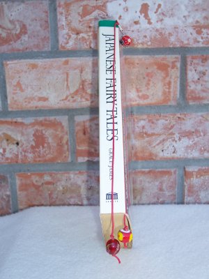 Book Floss - red beaded bookmark