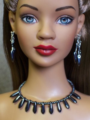 Gunmetal daggers collar - Fashion Doll Jewelry