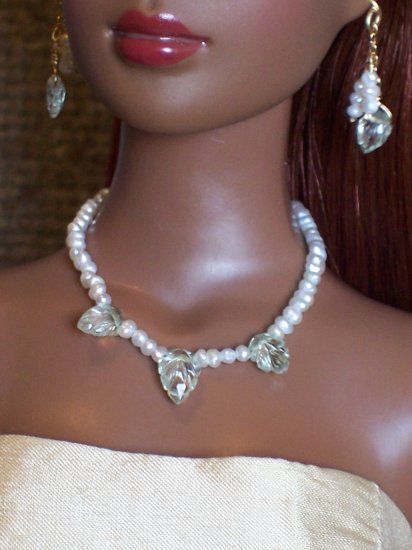 Carved Aquamarine leaves and pearls - Fashion Doll Jewelry