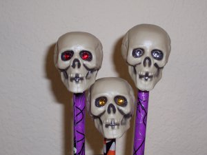 Spooky Pens - set of 5 Skulls