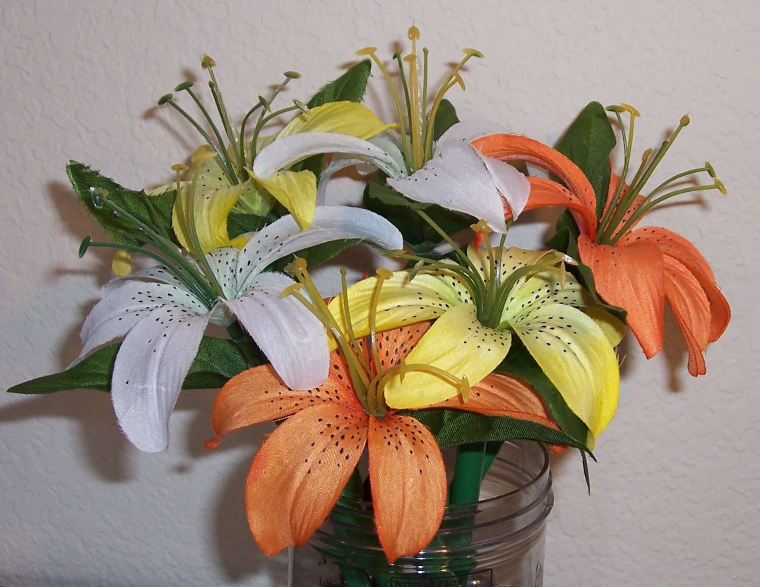 Easter Lily pens - set of 6
