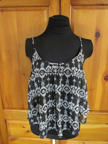 Rue 21 Spaghetti Strap Blouse Top - Womens Size: M - Black/White
