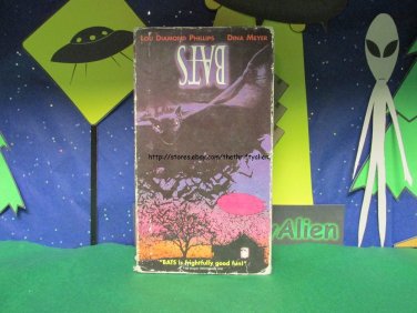 BATS, Lou Diamond Philips, Dina Meyers (2000, VHS) Free Shipping