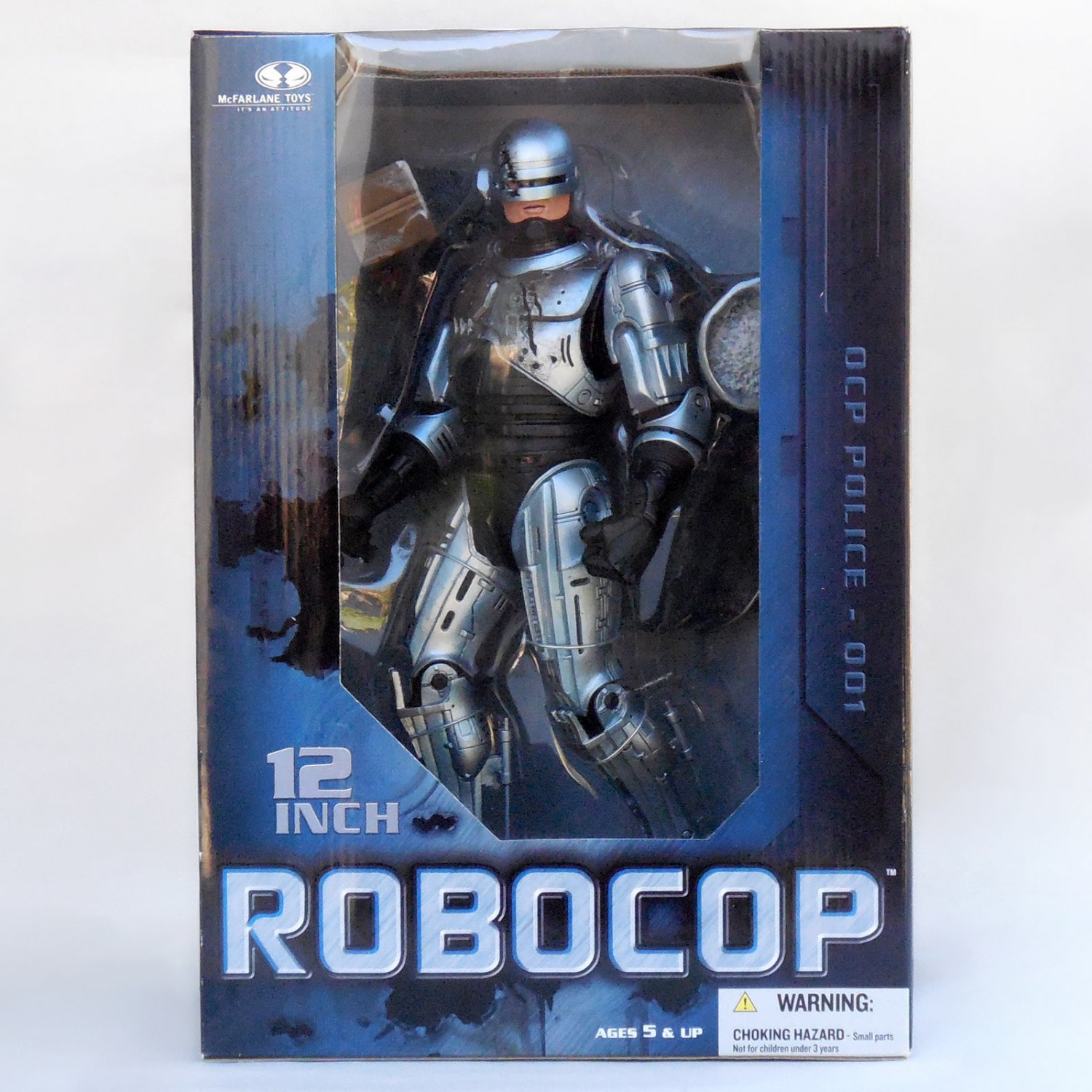 McFarlane Toys Movie Maniacs 12-Inch Battle Damaged Robocop Action Figure