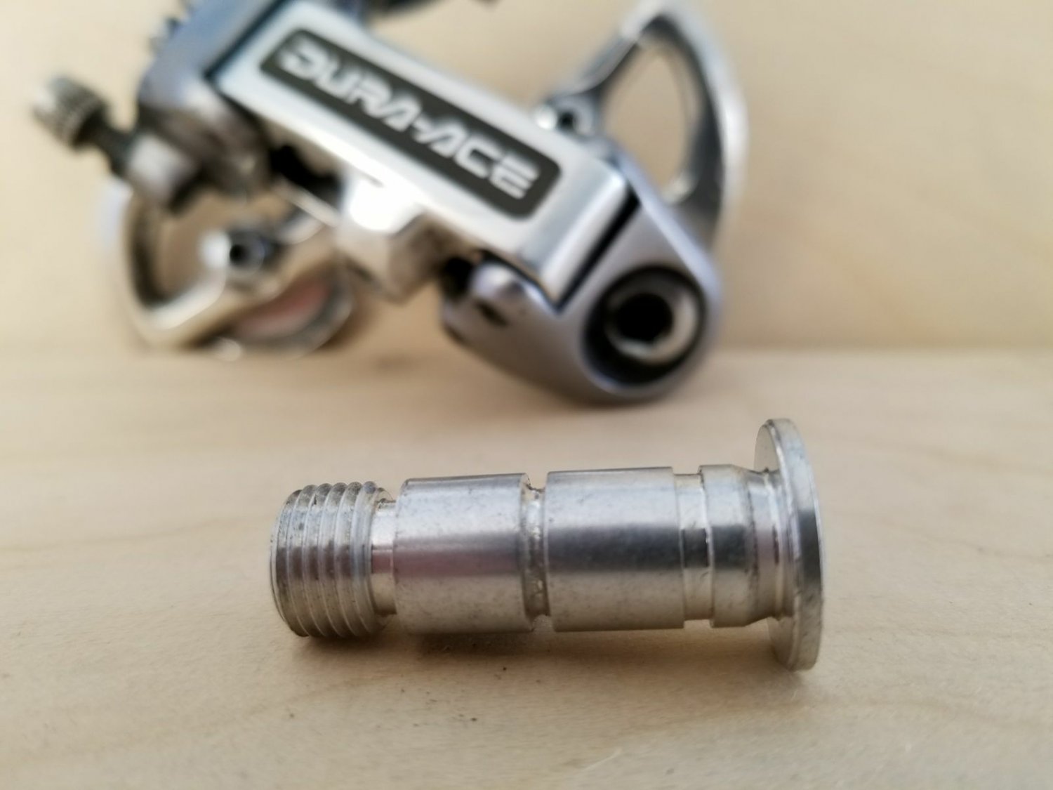 SILVER Shimano Dura Ace RD 7400 Rear Derailleur pivot bolt fits 7700