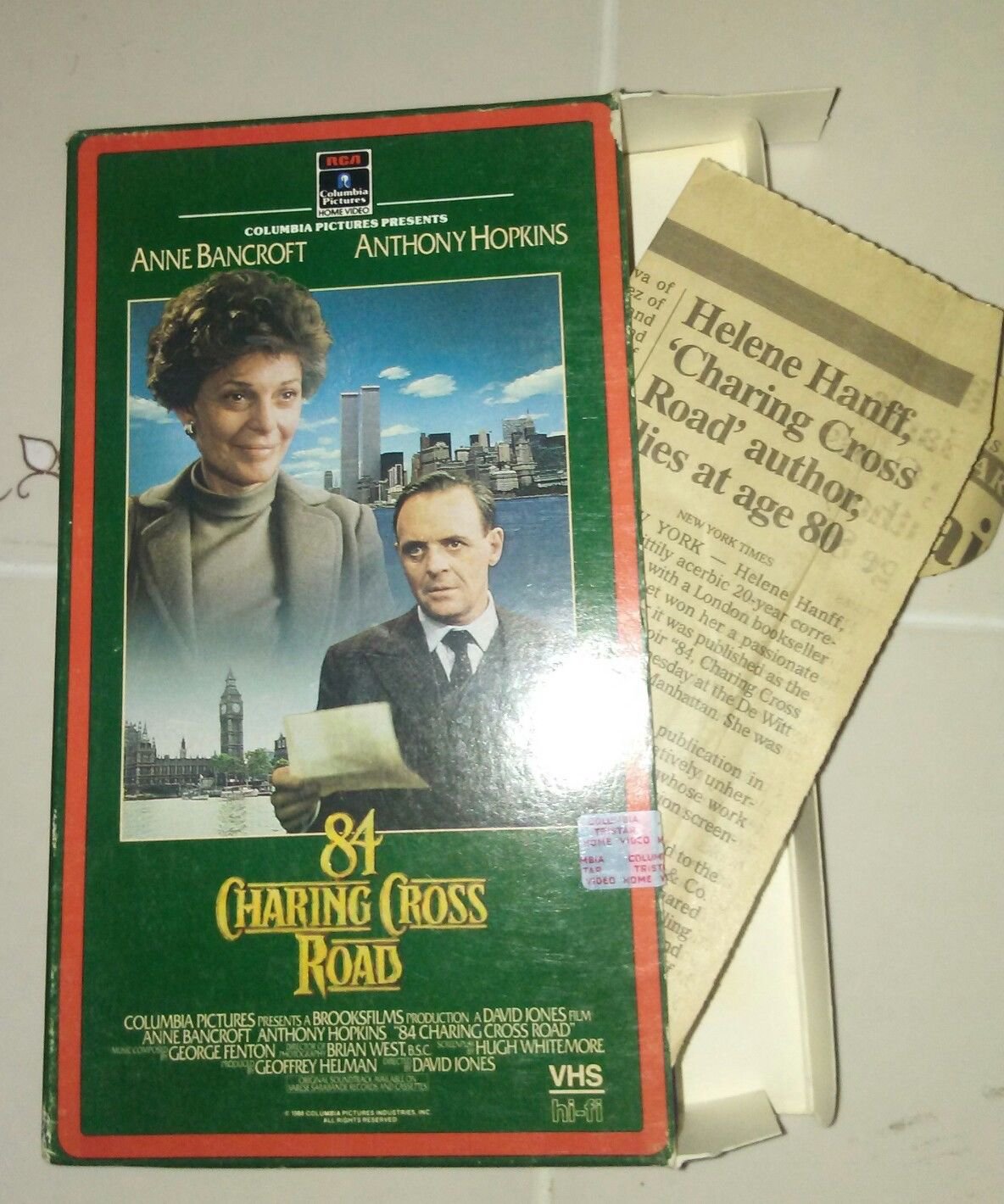 84 CHARING CROSS ROAD ON VHS Collectors Piece With News Paper Clipping!