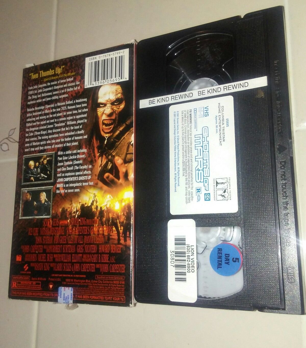 GHOSTS OF MARS ON VHS! Excellent Condition!