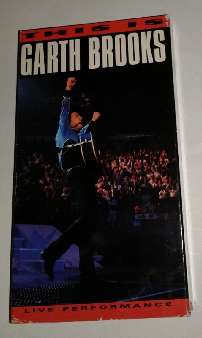 Garth Brooks Live VHS by Garth Brooks VHS Jun-199, Liberty Home Video
