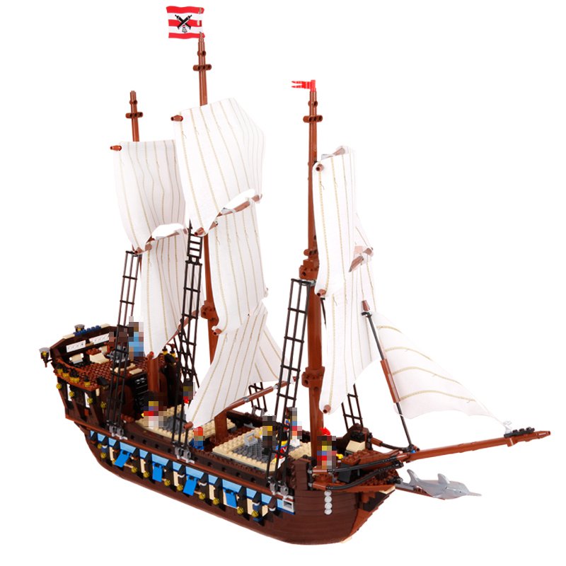 King 22001 Pirates Imperial Flagship (10210) 1717 pcs Building Block Set