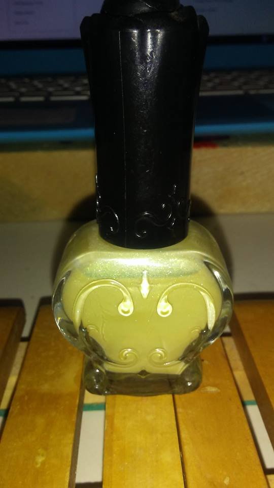 Anna Sui  901