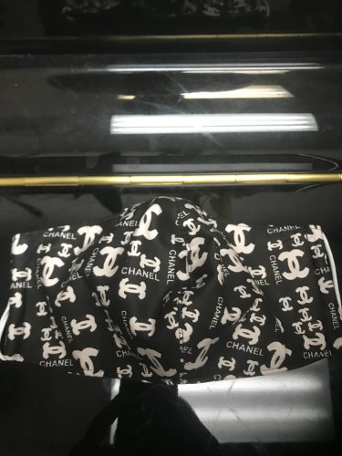 Logo Brand Mask Continuation