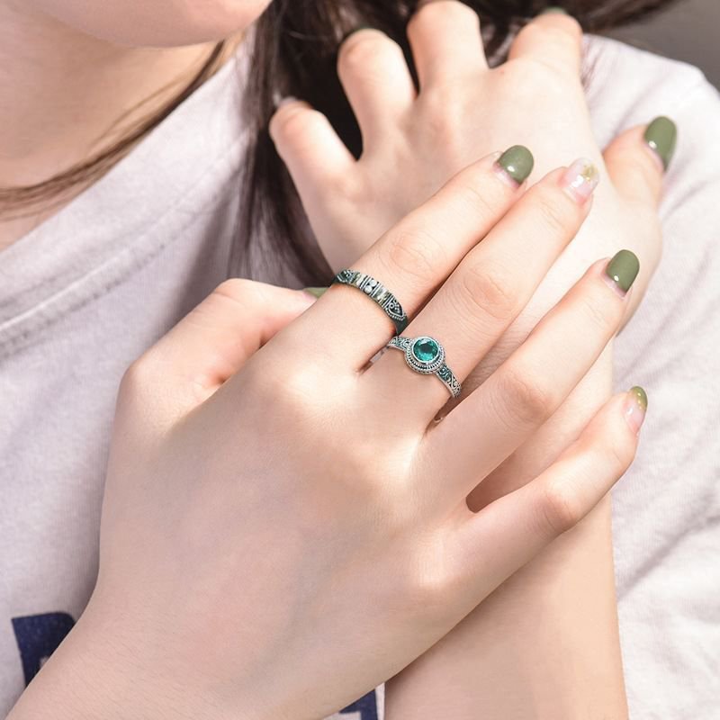 Round Green CZ 925 Sterling Silver Ring