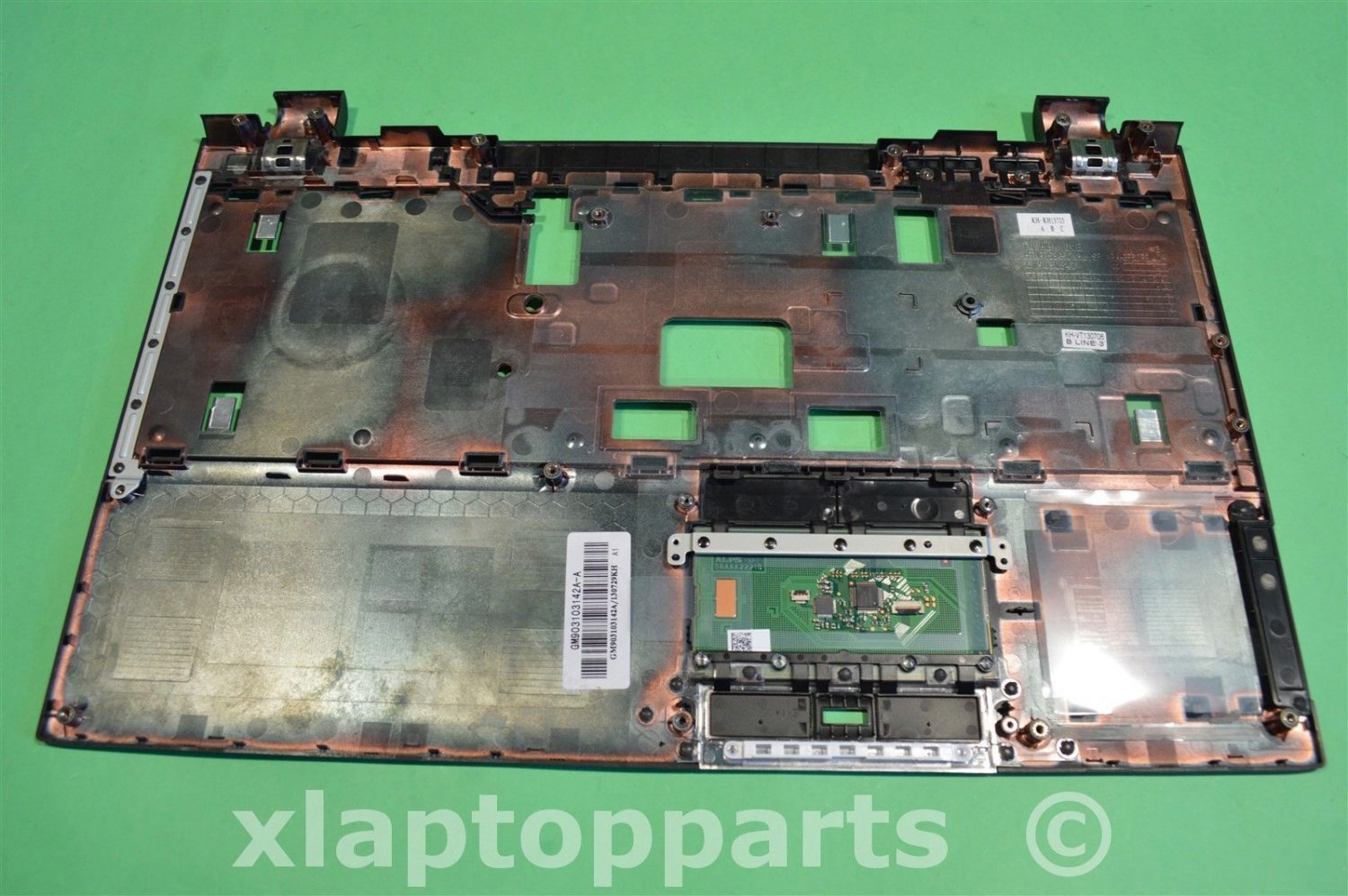 TOSHIBA TECRA R950 1EJ PALMREST WITH TOUCHPAD GM903103142A