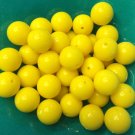 20 Plastic Round Bubblegum Beads Yellow size:20mm