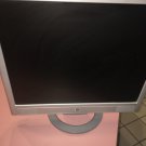 HP VS 19D COMPUTER MONITOR HEWLETT PACKARD FLAT SCREEN LCD EN632A7
