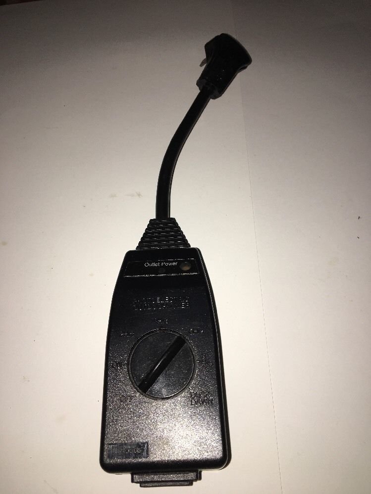 Woods 2001 Outdoor Outlet Timer with Photocell Light Sensor, Weatherproof NEW