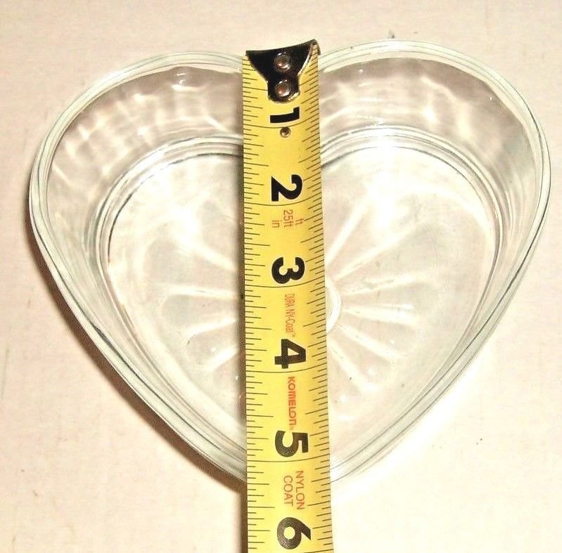 CLEAR GLASS HEART SHAPE CANDY DISH