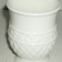 WHITE GLASS DETAIL STORAGE CUP