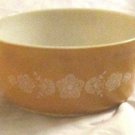 VINTAGE PYREX BUTTERFLY GOLD OVEN WEAR 475-B 2 1/2 QUART
