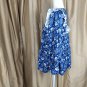 Universal Threads Blue And White Floral Print Ruffled Detail Top Size M