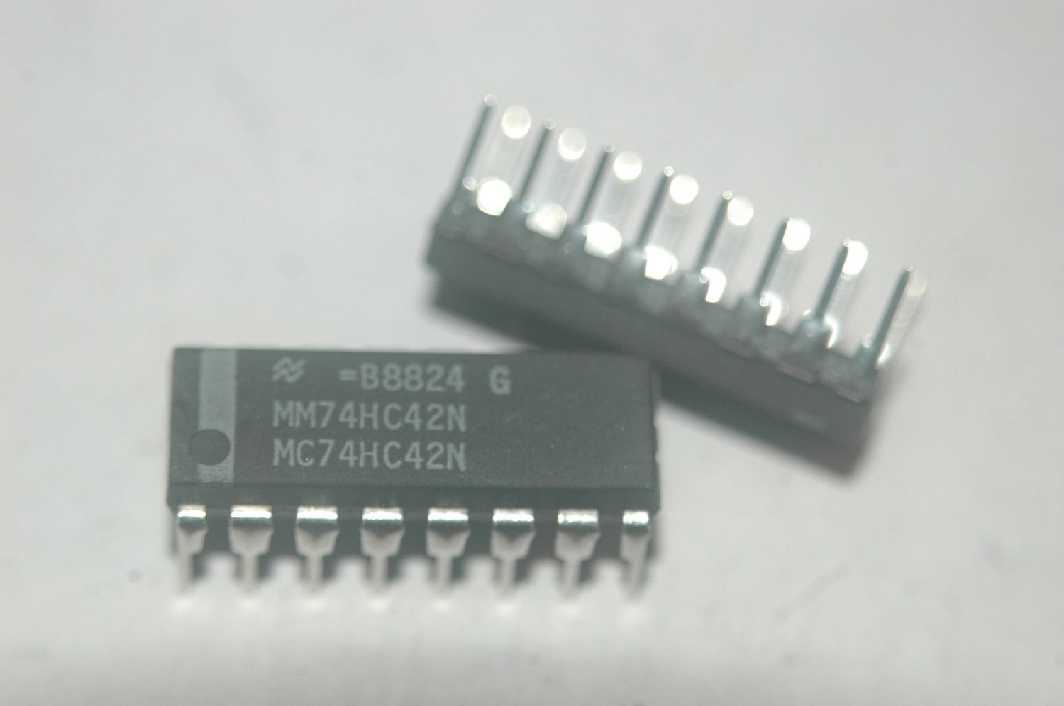 74 03 01. Дроссель r15 smd. Индуктивность 3r3. 74 03 01. 74 03 01.