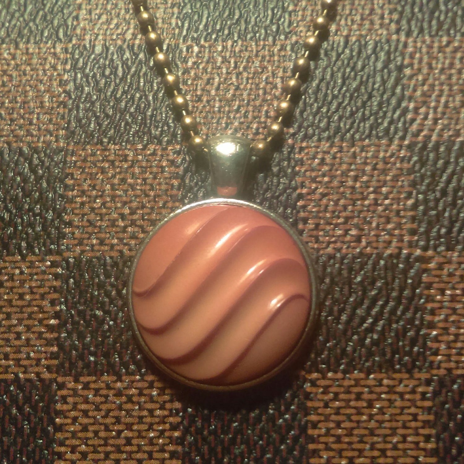 Bakelite Pendant Necklace