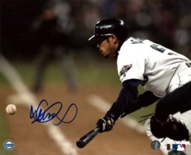 Ichiro Suzuki Seattle Mariners Autographed Signed 8x10 Photo ICHIRO COA