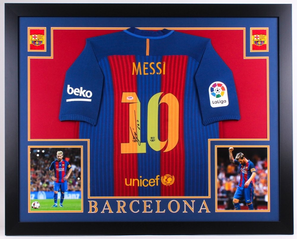 Lionel Messi Autographed Signed Framed Barcelona Soccer Jersey Beckett