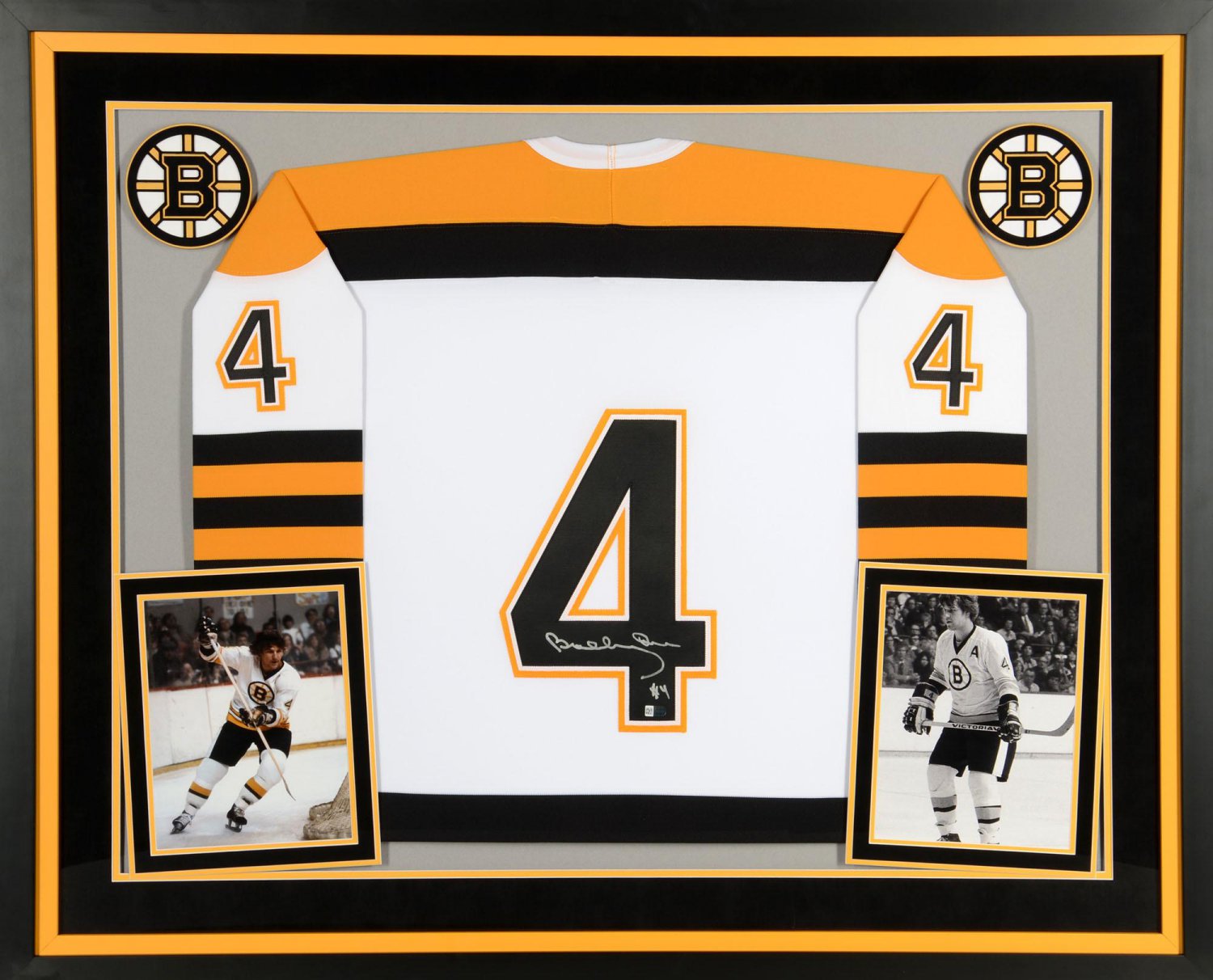 Bobby Orr Autographed Signed Framed Boston Bruins Jersey GNR COA