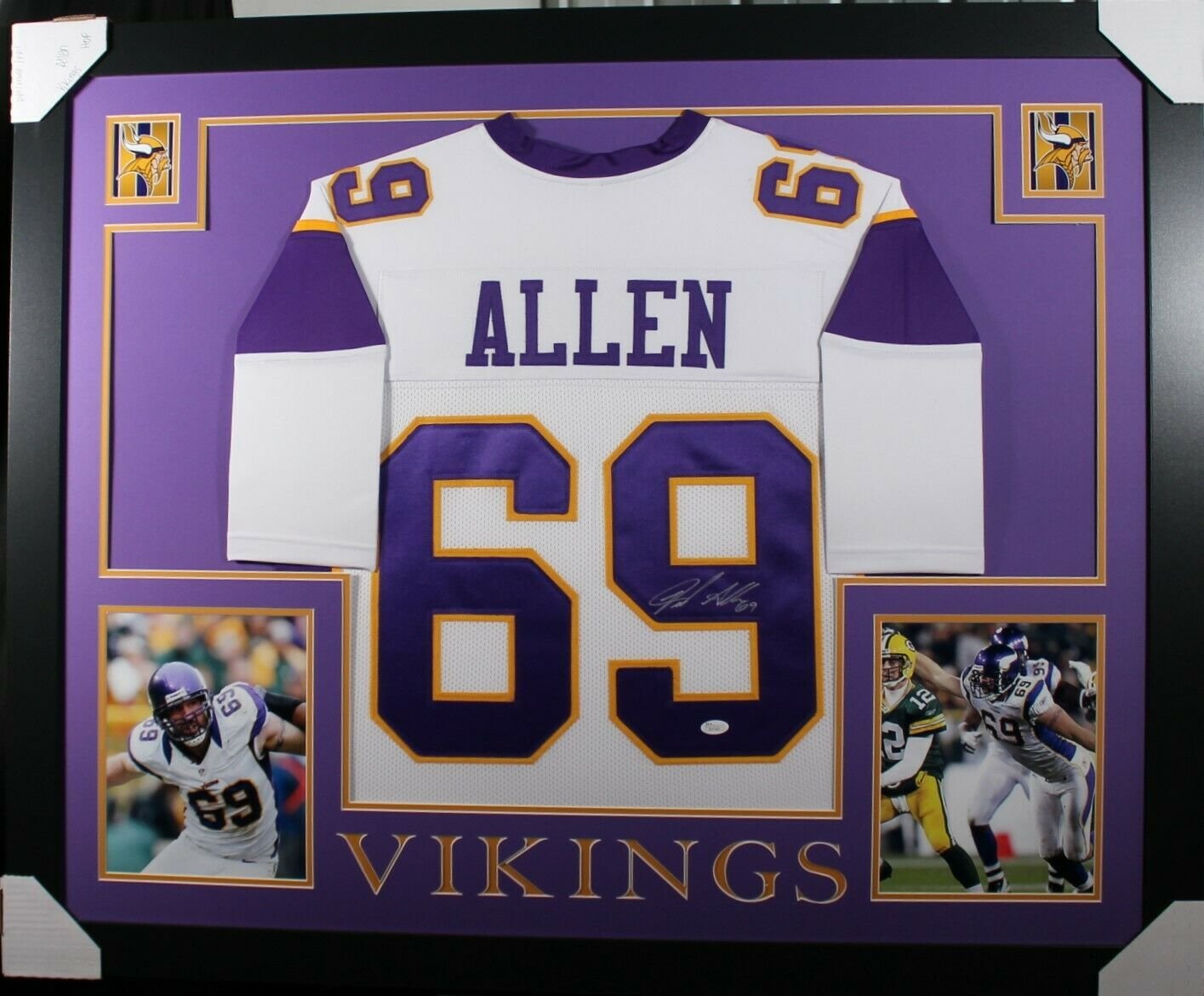 Jared Allen Autographed Signed Framed Minnesota Vikings Jersey JSA