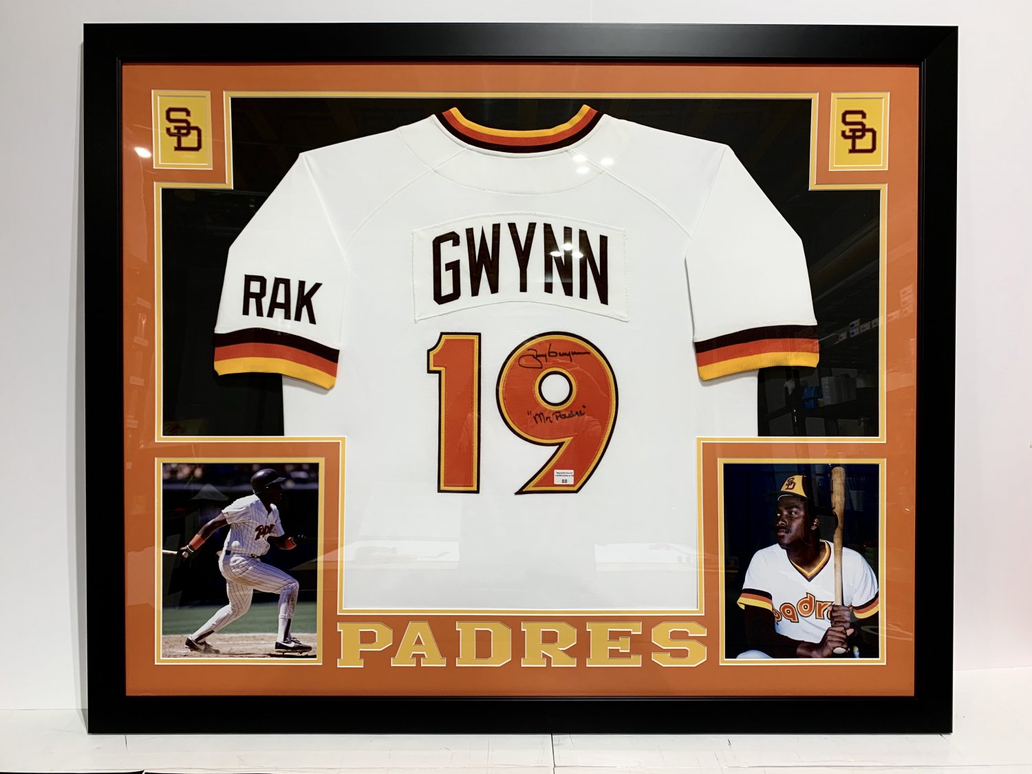 Tony Gwynn Signed Mitchell & Ness San Diego Padres Jersey - JSA