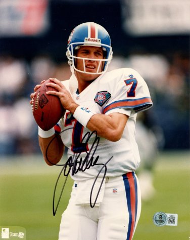 John Elway Autographed Signed Denver Broncos 8x10 Photo BECKETT