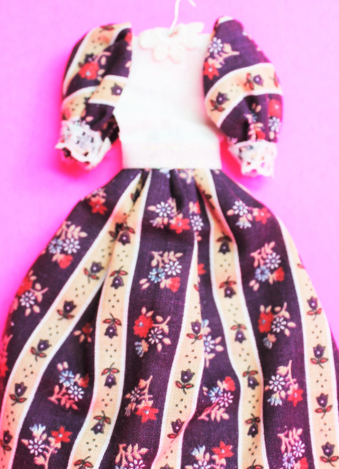 Dollhouse miniature handmade cotton doll's dress XG101