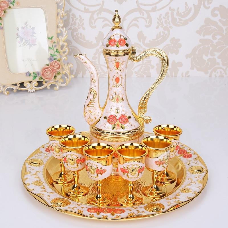 8 PC RETRO PALACE WINE GIFT SET - 1 PLATE+ 1 WINE POT +6CUPS