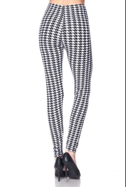 PLUS SIZE Houndstooth Bama Leggings Fits Sizes 12-18