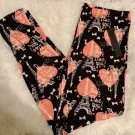Plus Size Black Pink Paris Heart Valentine Leggings Fits Sizes 12-18 NWT