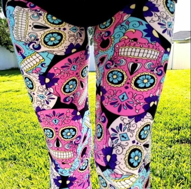 OS ONE SIZE Pink Aqua Sugar Skull Leggings Fits Sizes 2-10
