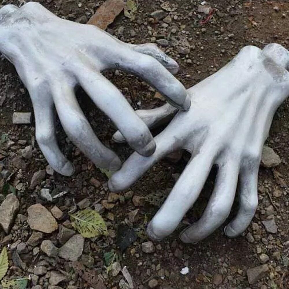 Halloween Plastic Zombie Hands Haunted House Escape Horror Props Decorations