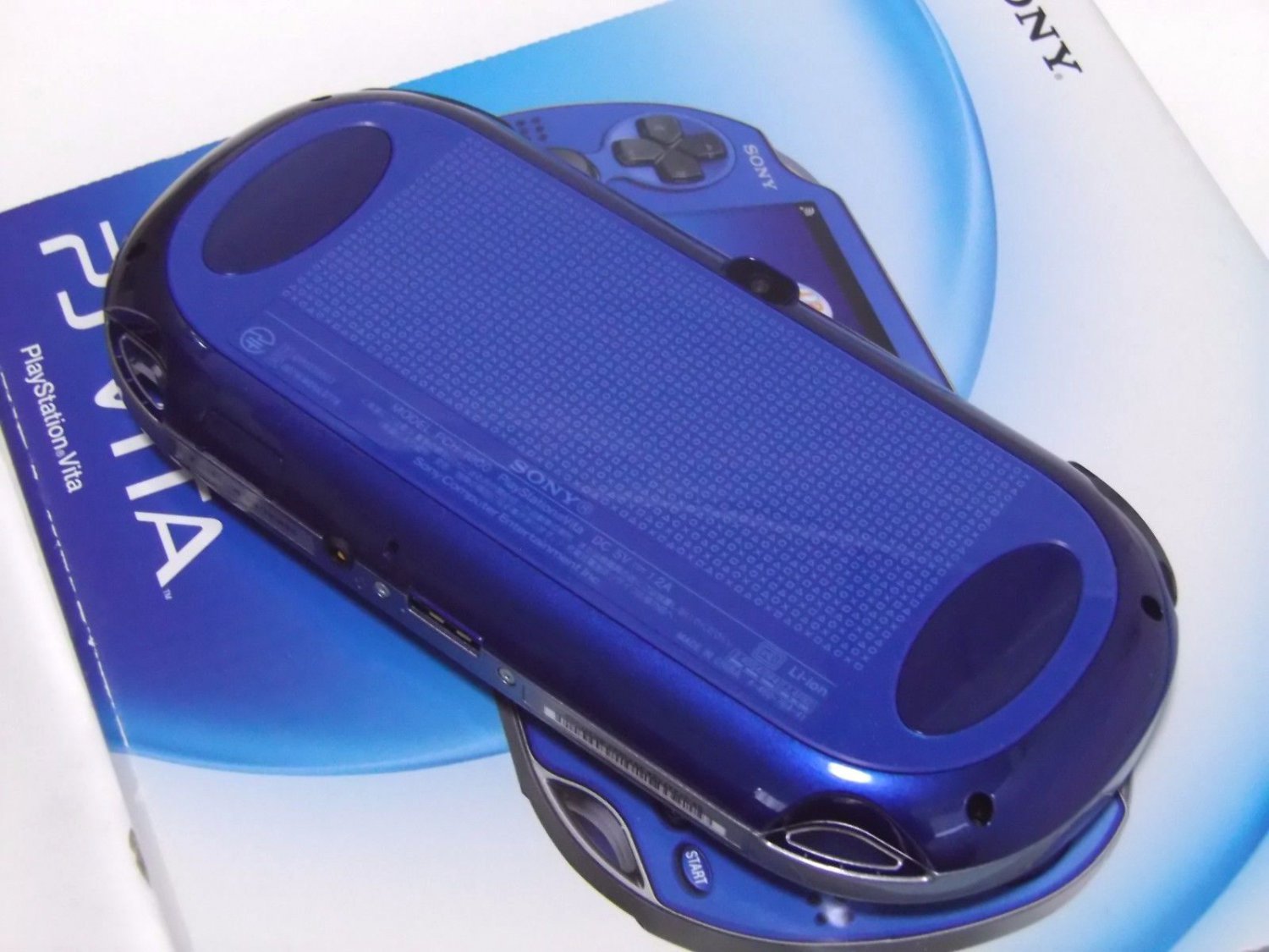 USED SONY PS Vita Console System PCH1000 ZA04 BLUE Wifi Model