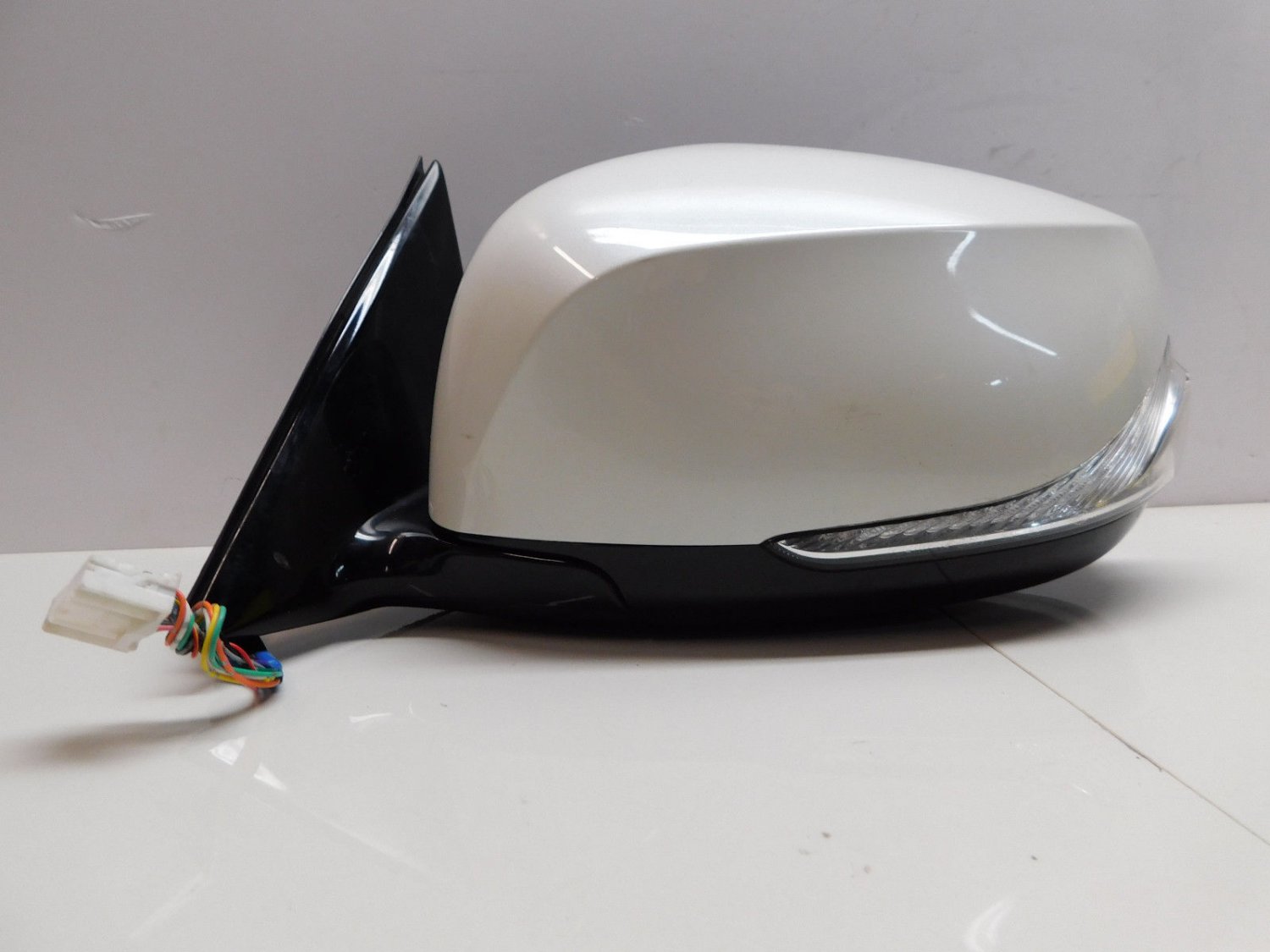 2016-2017 Infiniti QX50 Driver Side Rear View Power Door Mirror Heated ...