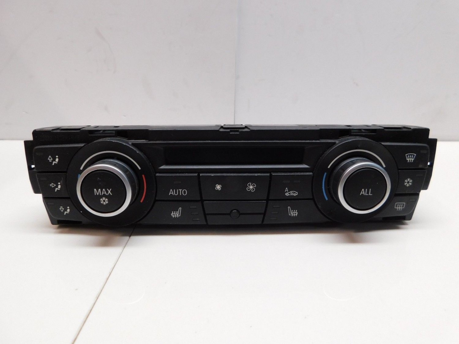 2010 2011 BMW 328I 335d Sedan A/C Heater Climate Control Temperature