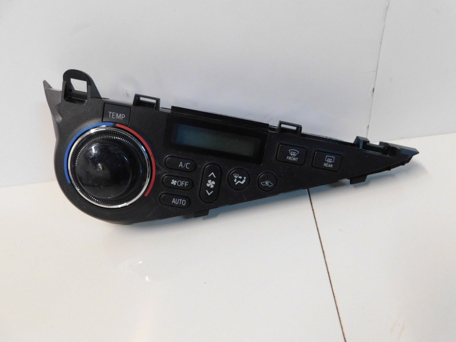2012 2013 2014 Toyota Prius C Four A/C Heater Temperature Climate
