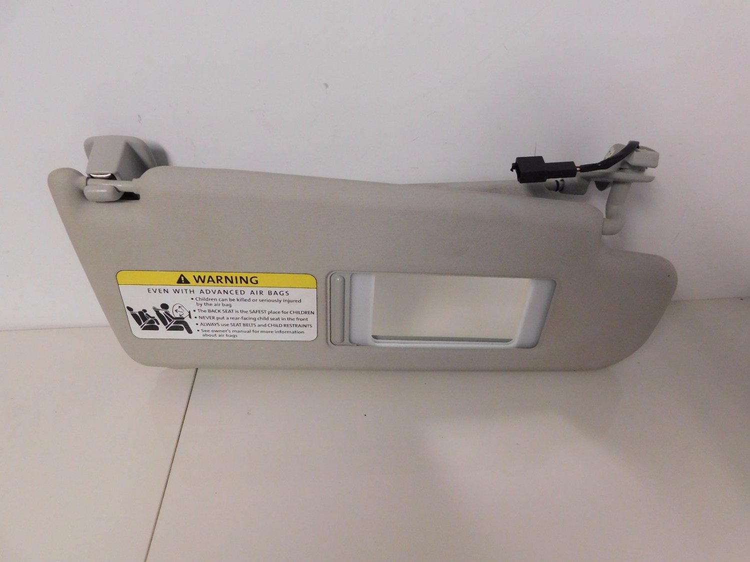 2008 2009 Volkswagen Passat Passenger Double Panel Sun Visor Sunvisor Gray
